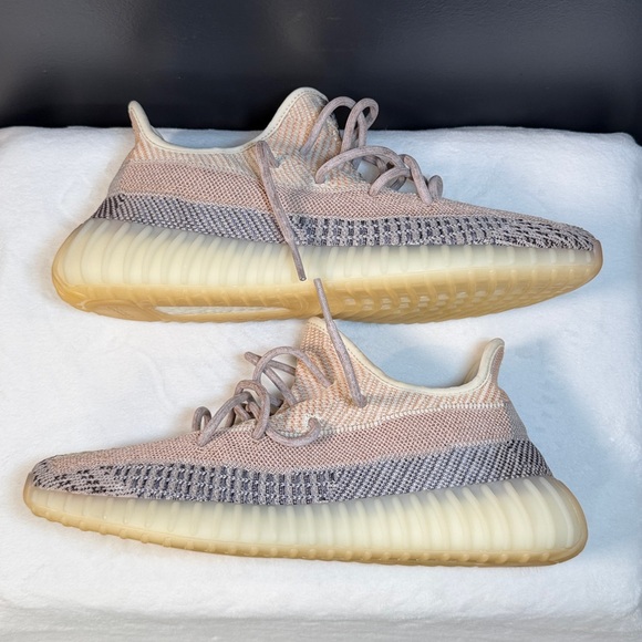 adidas gazelle silver green womens Adidas Yeezy Boost 350 V2 'Ash Pearl' – never miss main image 1